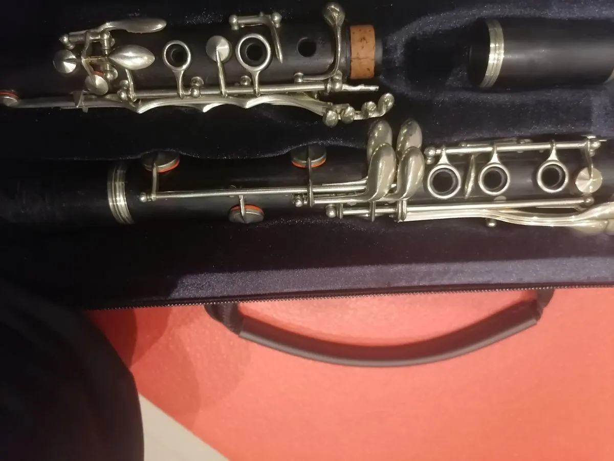 ΚΛΑΡΙΝΈΤΟ THIBOUVILLE