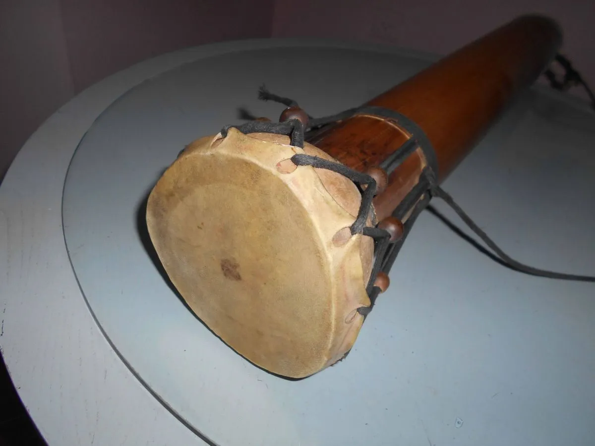 Μουσικό Όργανο μη γνωστής Προέλευσης με Μήκος 0,62 Cm και Πρόταση για Διακόσμηση Χώρου. - Image 6