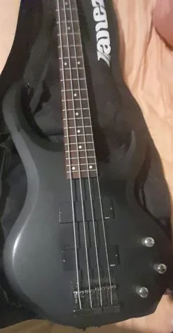 Ibanez BTB 200qm