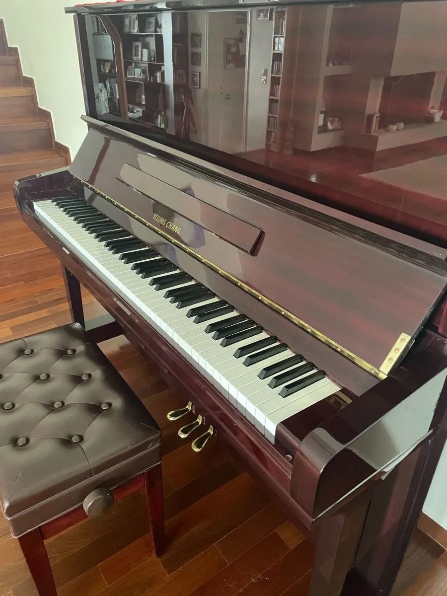 YOUNG CHANG - Όρθιο Πιάνο - Μεταχειρισμένο σε άριστη κατάσταση - Image 3