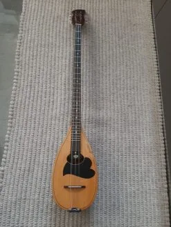 Ηλεκτρακουστικος τζουρας, κατασκευή Πολυδωρου