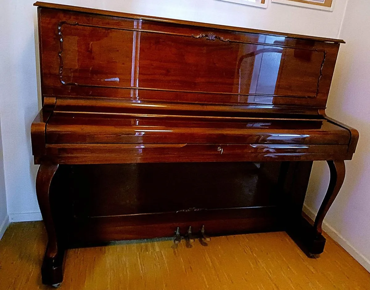 Πιάνο σε άριστη κατάσταση - Image 2