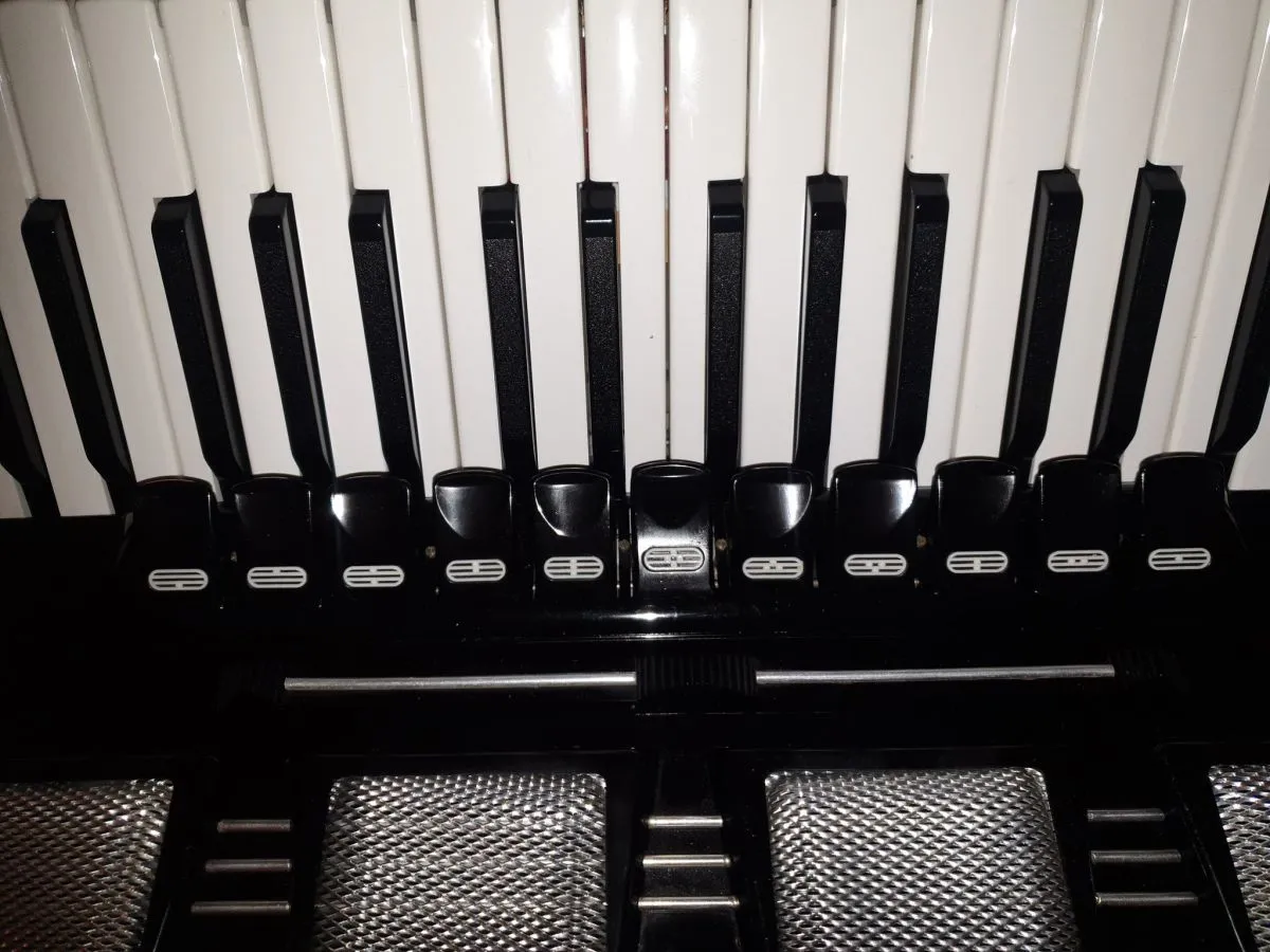 ΑΚΟΡΝΤΕΟΝ WELTMEISTER STELLA 96B ΤΕΤΡΑΦΩΝΟ!! - Image 2