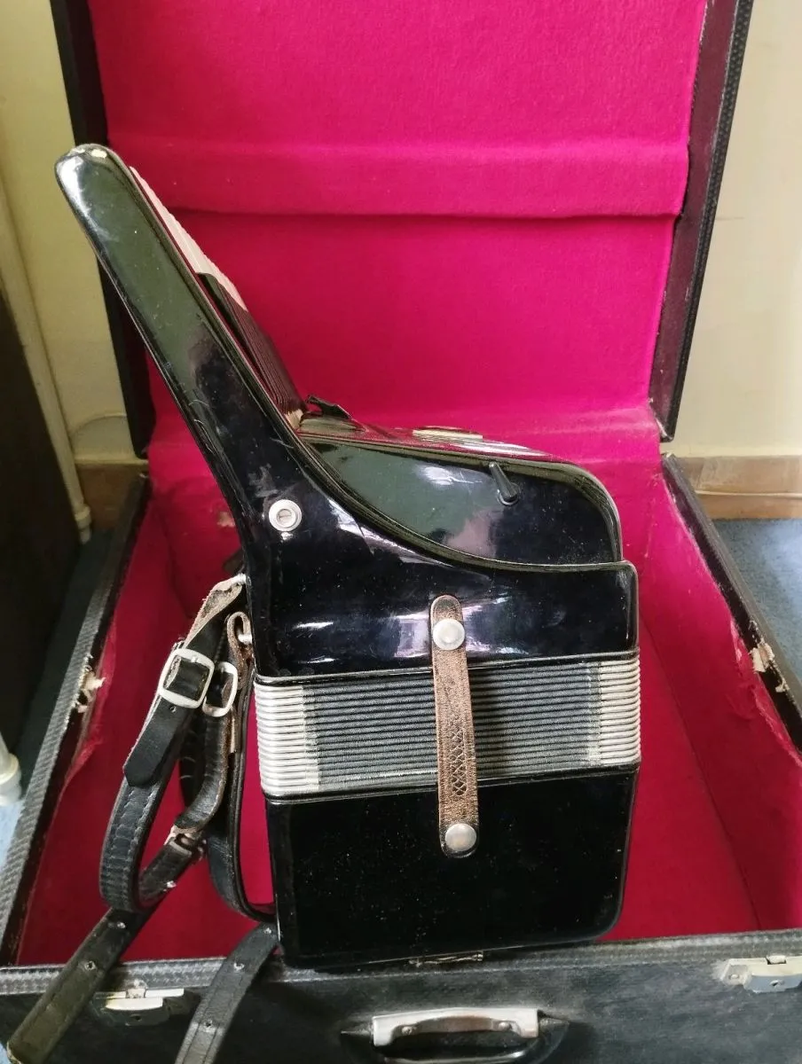 Νέα τιμή Ακορντεόν Weltmeister Caprice 80Bass - Image 6