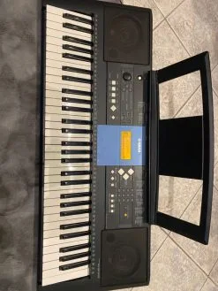 Αρμόνιο YAMAHA PSR-E333 + βάση