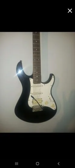Yamaha κιθάρα Eg112