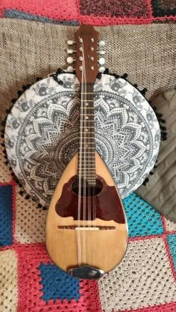 Μαντολίνο ΑΠΑΡΤΙΑΝ