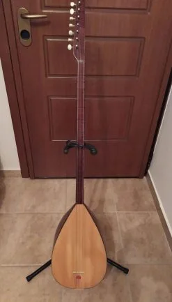 Ταμπουράς - Σαζι Usun Sap