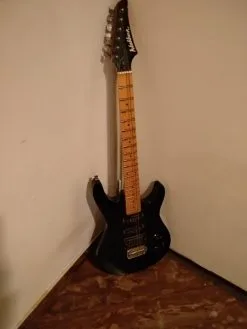 Ηλεκτρική κιθάρα.