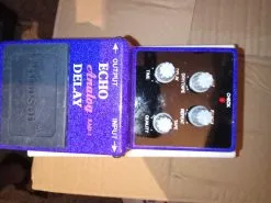 ΠΟΥΛΑΩ ΕΝΑ ECHO-DELAY