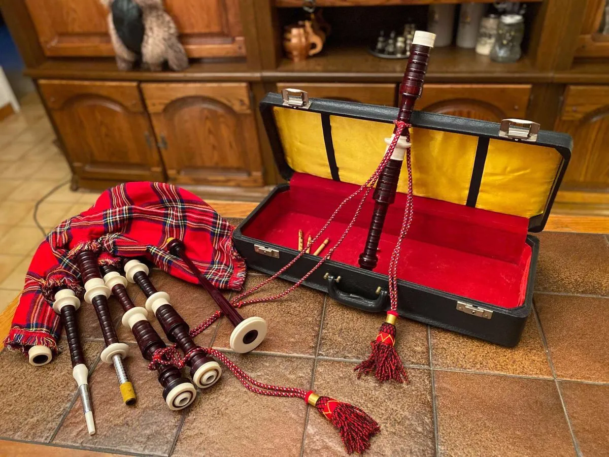 ΓΝΗΣΙΑ ΣΚΩΤΣΕΖΙΚΗ ΓΚΑΙΝΤΑ