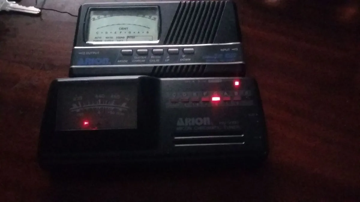 Μαζί 2 όργανα για κούρδισμα ενχόρδων. ARION NU 9100 MICON CHROMATIC TUNER ΜΕΤΡΗΤΕΣ - Image 3