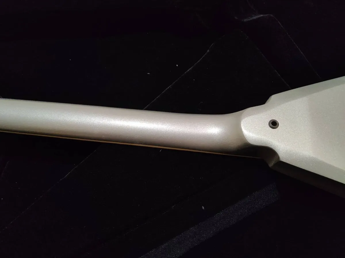 Dean Dave Mustaine VMNT Metallic Silver κιθαρα (with Hard Case) - Image 10