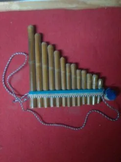 φυσαρμονικα,αυλός από μπαμπου