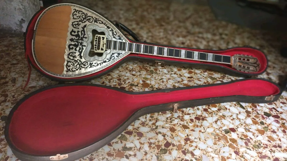 μπουζουκι τριχορδο Δεκαβαλα του 1925 με IDEAL του 1950 - μαγνητη - Image 3