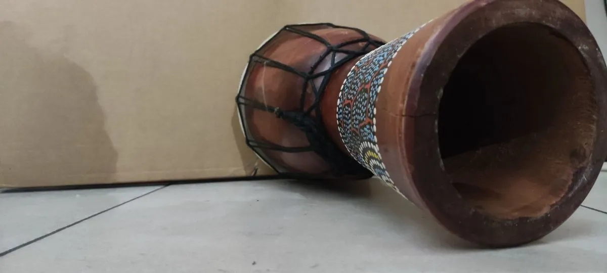 African Drum Djembe ξύλινο 30 εκ ύψος 17 πλάτος πωλείται διακοσμητικό !!! - Image 2