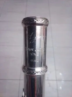 Πωλείται το φλάουτο της φωτογραφίας!