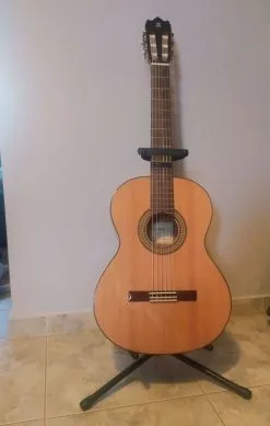 ALHAMBRA 3C Classical Guitar 4/4 + EXTRA