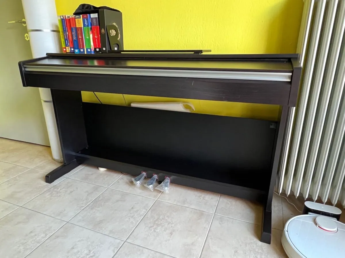 Yamaha YDP-142 ηλεκτρικό πιάνο - Image 2