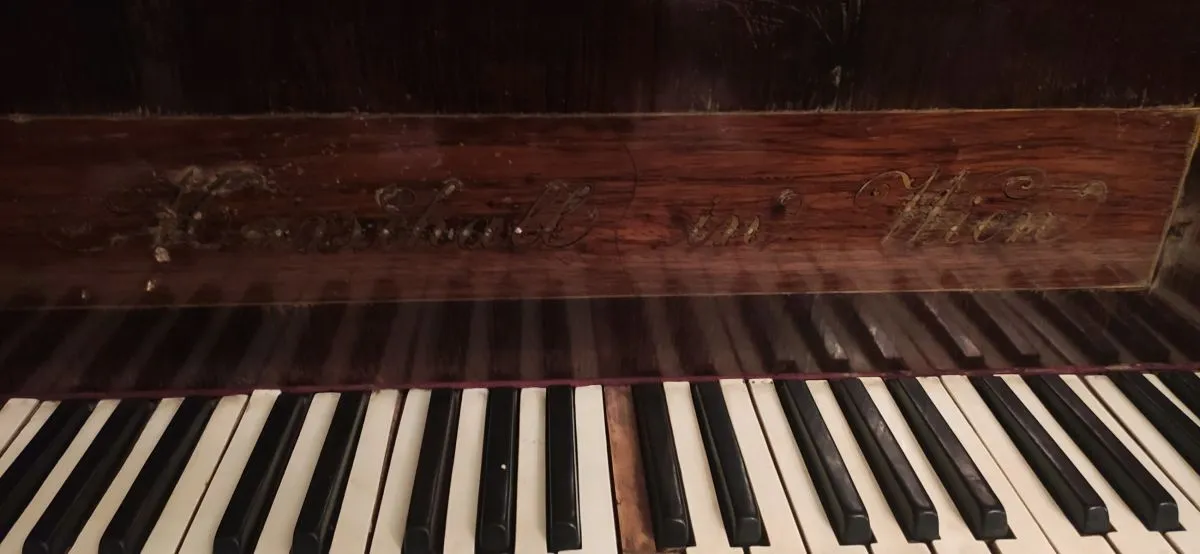 Πιάνο αντίκα A. M. Marshall In Wien λειτουργεί