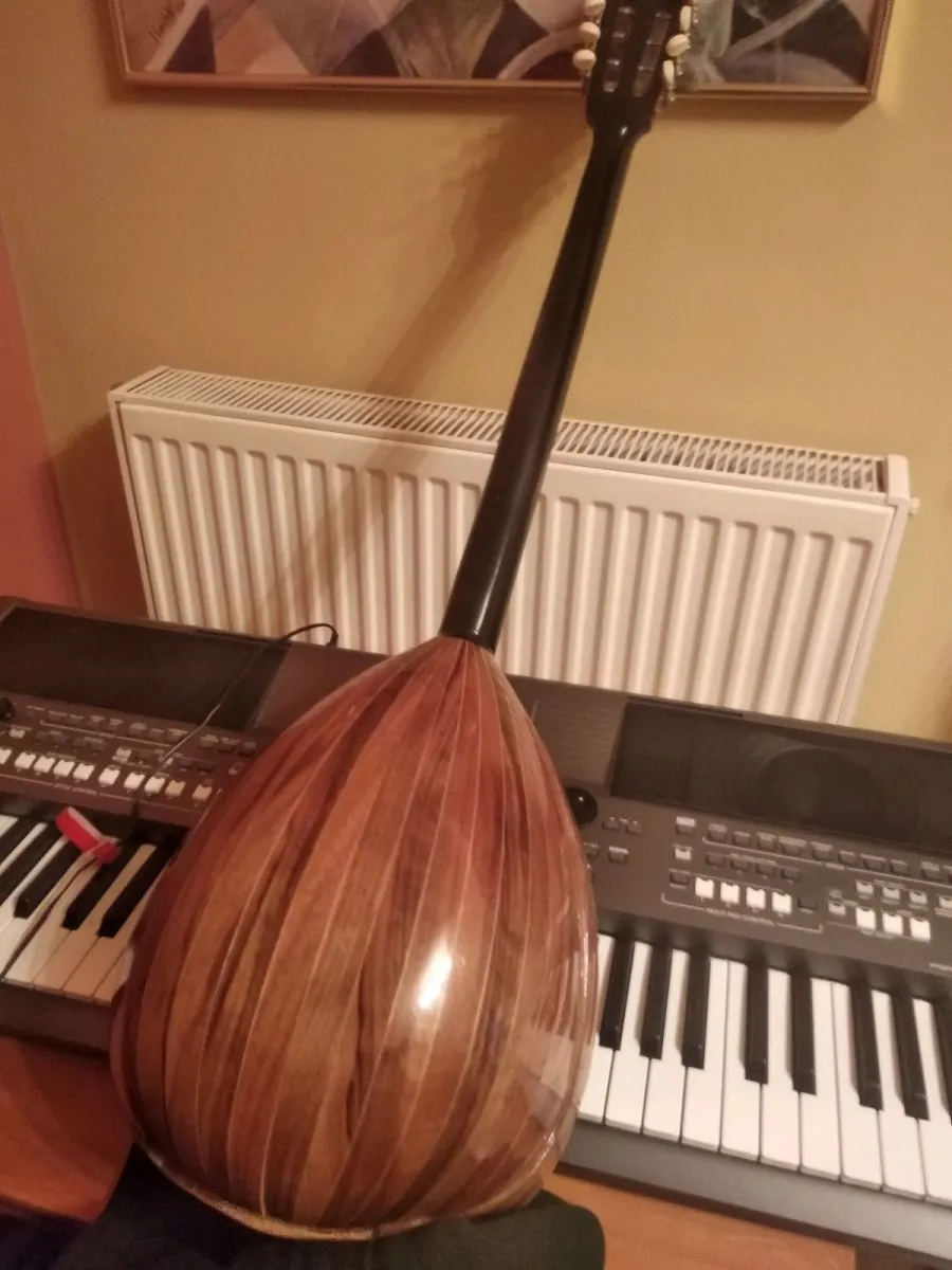 Μπουζούκι τετράχορδο σε πολύ καλή κατάσταση θέλει μόνο αλλαγή χορδων X*******@*****.com - Image 2