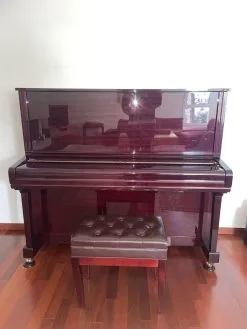 YOUNG CHANG - Όρθιο Πιάνο - Μεταχειρισμένο σε άριστη κατάσταση