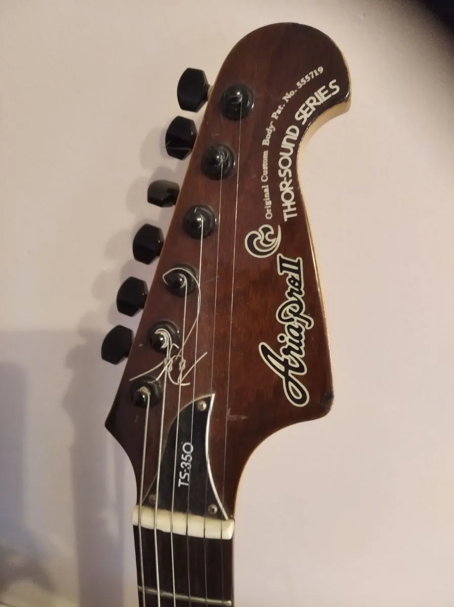 ηλεκτρική κιθάρα - Image 2