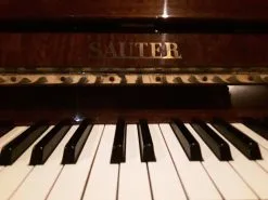 ΠΙΑΝΟ SAUTER