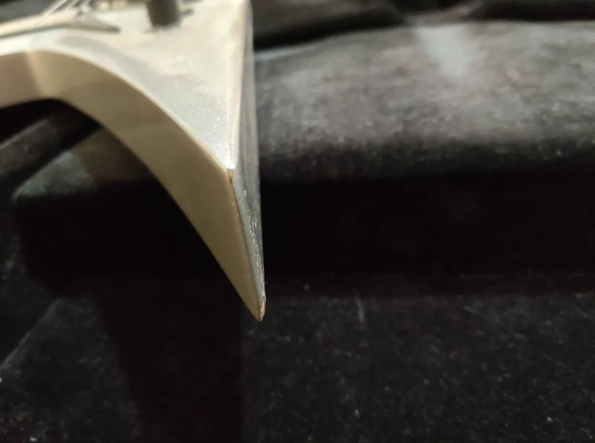 Dean Dave Mustaine VMNT Metallic Silver κιθαρα (with Hard Case) - Image 8