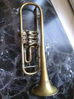 Τρομπέτα του 1950 Milano Ιταλία.