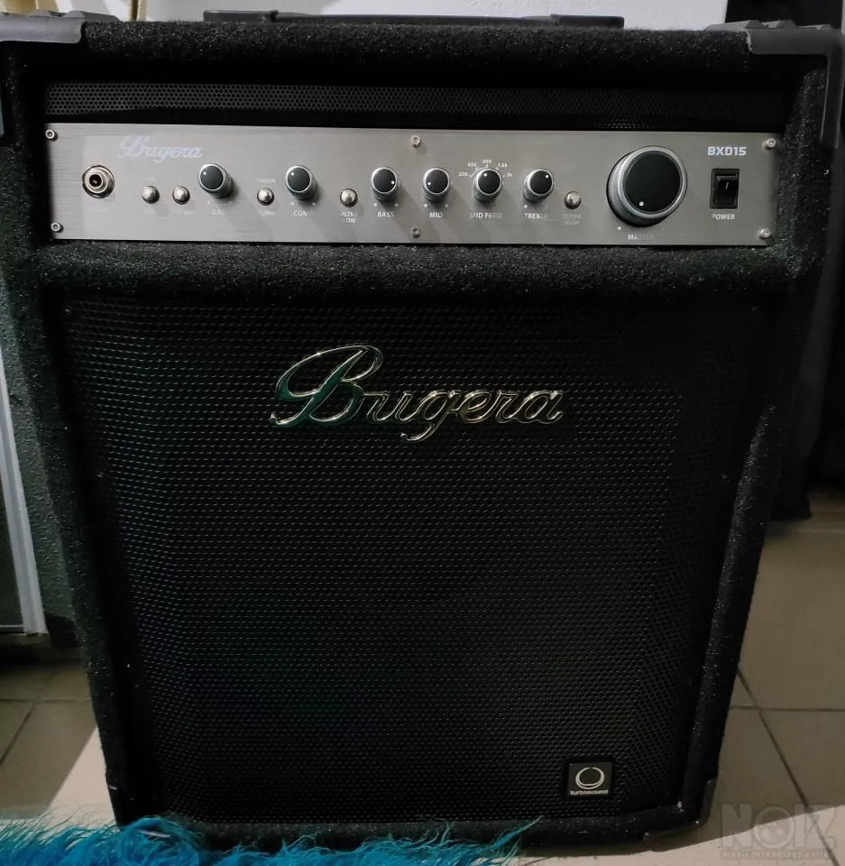 Ενισχυτής μπάσου Bugera BXD15