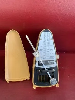 Μετρονόμος του 1970 άψογος