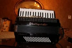 ΑΚΟΡΝΤΕΟΝ WELTMEISTER METEOR N 80 BASSES!!