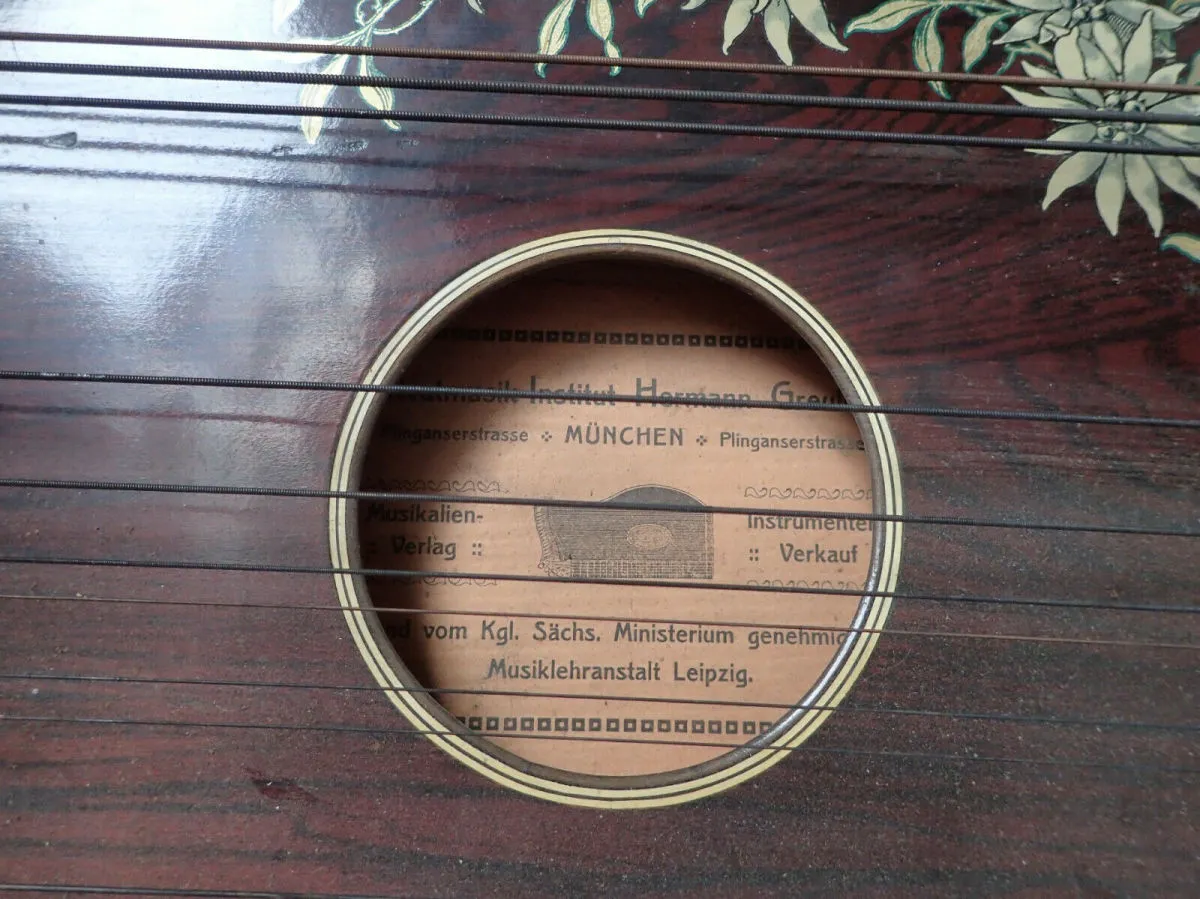 Παραδοσιακό Σαντούρι του 1932 - Image 2