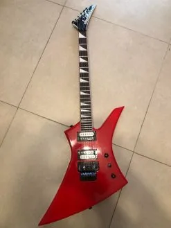 Πωλείται ηλεκτρική κιθάρα Jackson JS32 Kelly Ferrari Red σε άριστη κατάσταση