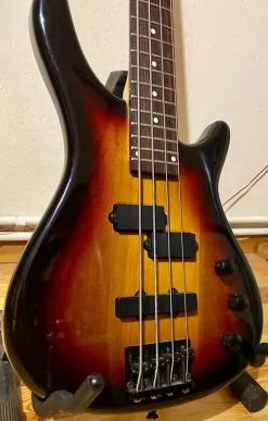 Stagg BC300 4χορδο Μπάσο